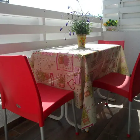 Sunshine Apts, Two Bedroom , Free Internet, No 3