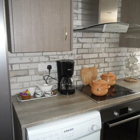 Sunshine Apts, Two Bedroom , Free Internet, No 3