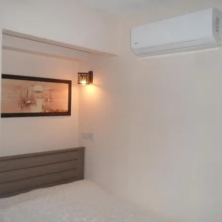 Sunshine Apts, Two Bedroom , Free Internet, No 3 Appartement *