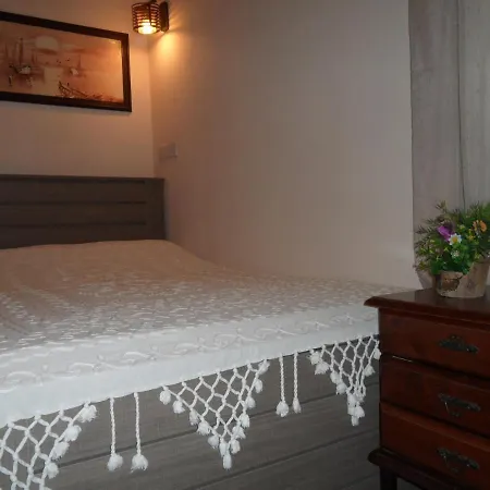 Sunshine Apts, Two Bedroom , Free Internet, No 3 Ayía Nápa