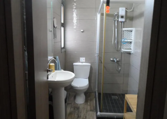 Sunshine Apts, Two Bedroom , Free Internet, No 3