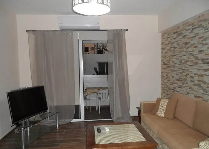 Sunshine Apts, Two Bedroom , Free Internet, No 3 Ayia Napa
