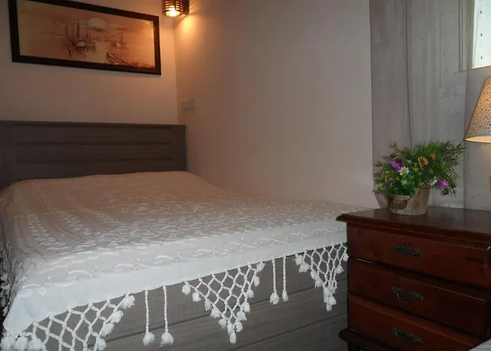 Sunshine Apts, Two Bedroom , Free Internet, No 3 Ayia Napa