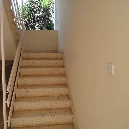 Sunshine Apts, Two Bedroom , Free Internet, No 3 Aya Napa